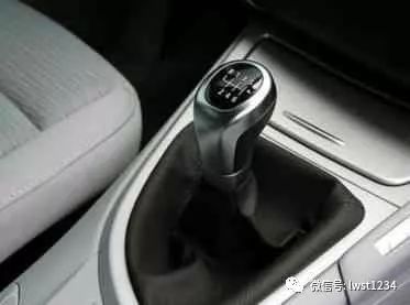 汽车减速多少米合格